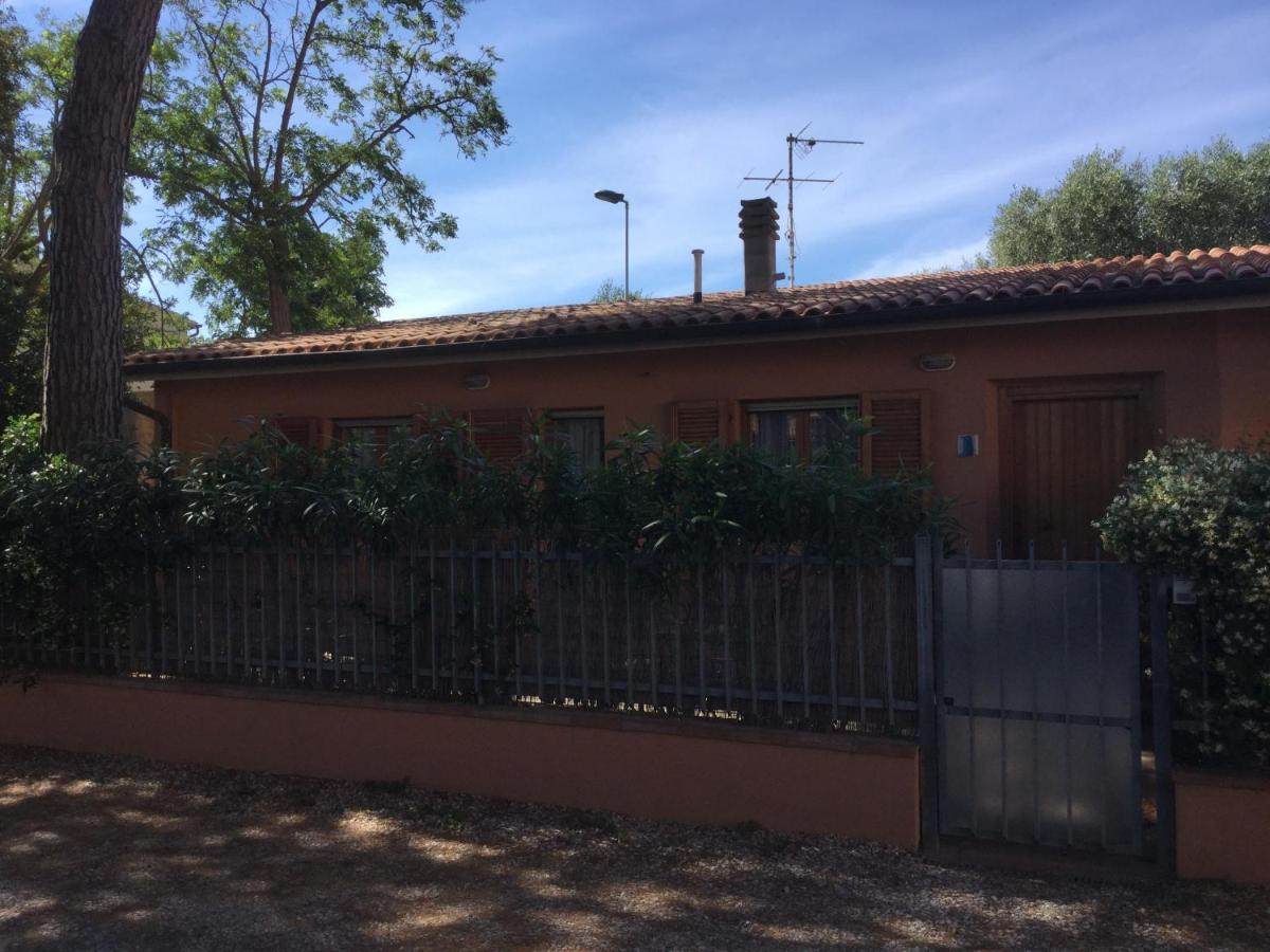 Villetta Simonetta Livorno Esterno foto